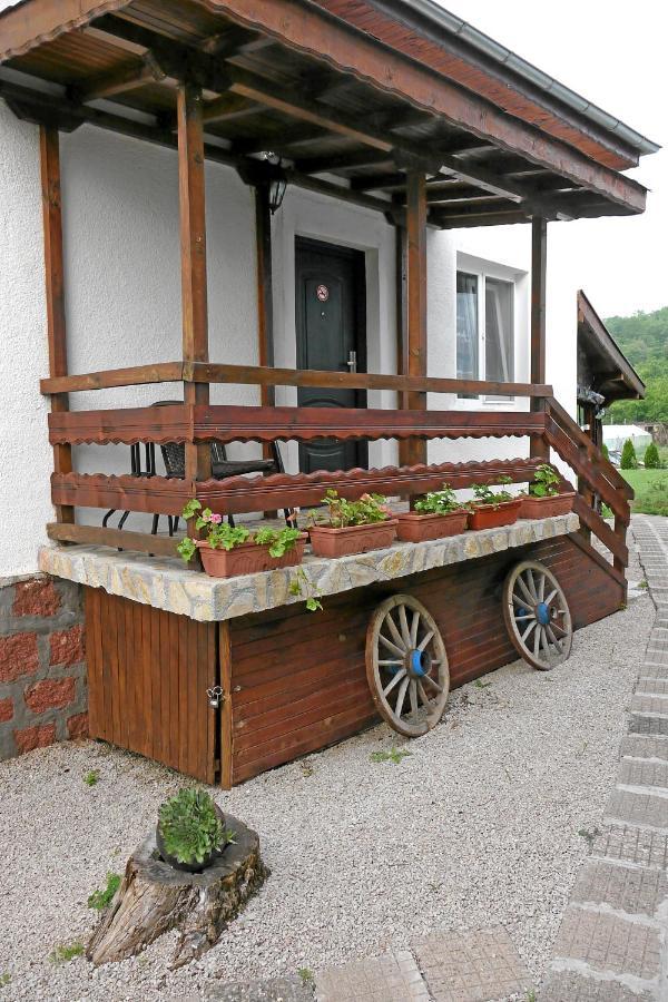 Guest House Medina Belogradchik Eksteriør billede